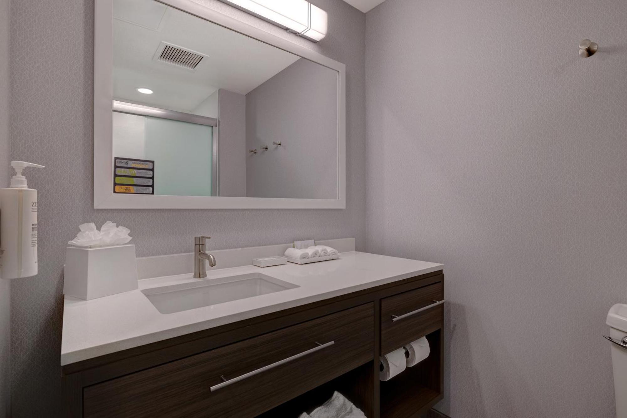 Home2 Suites By Hilton Петалума Номер фото